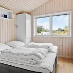 M344-vaeggerlose-ukamavej-7 * Bøtø By
