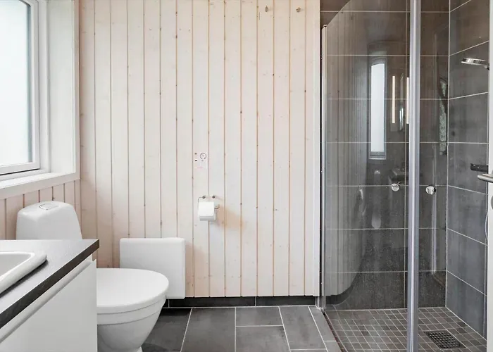 M344-vaeggerlose-ukamavej-7 * Bøtø By